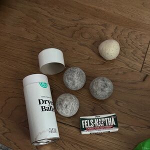 Wool Dryer Balls Set with Fels-Naptha Soap